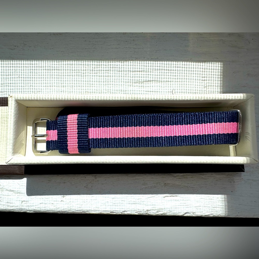 Daniel Wellington CLASSIC WINCHESTER nato strap. 18mm